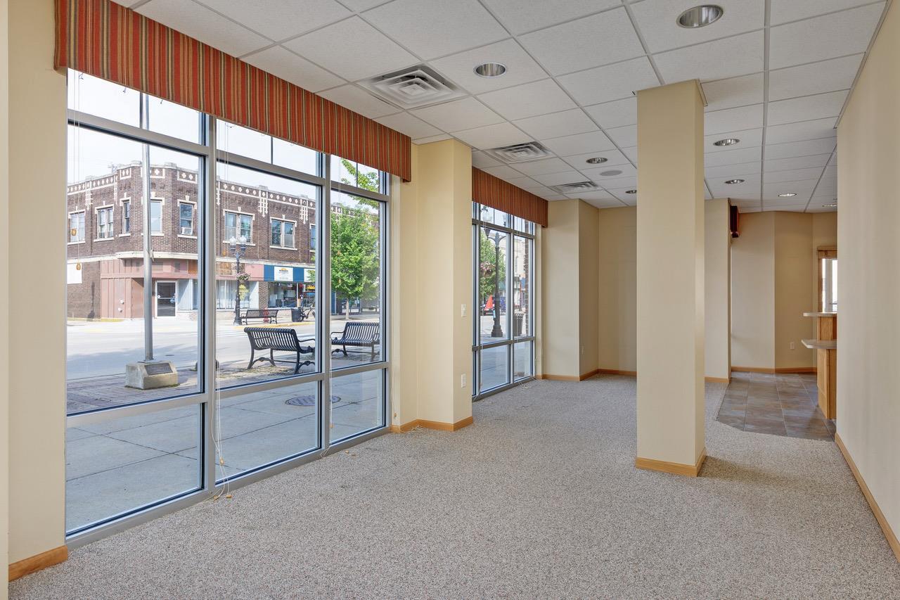 75 West Fulton Street