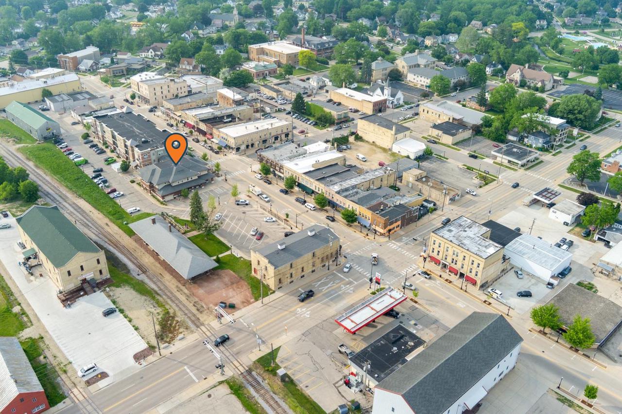 75 West Fulton Street