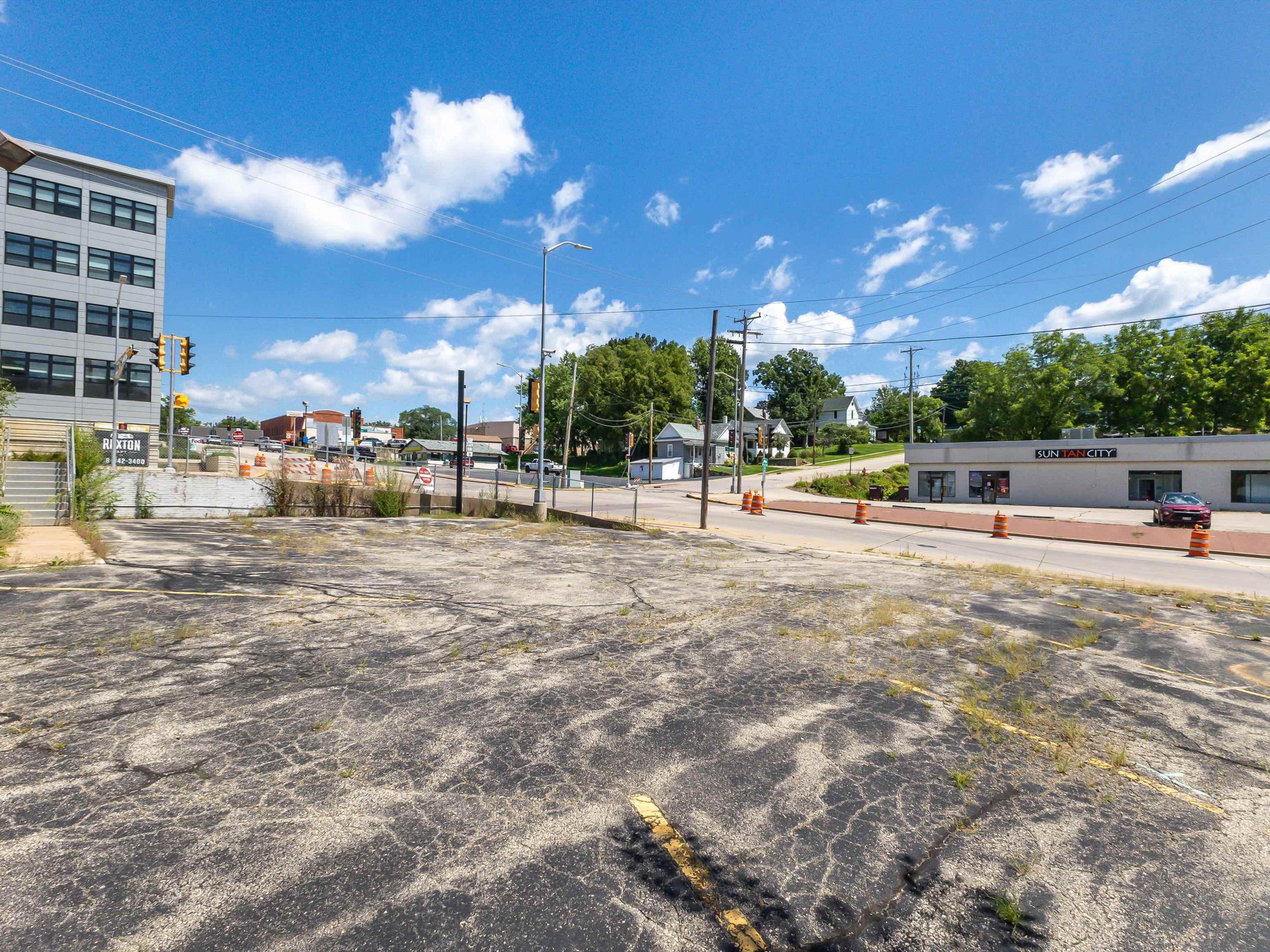 185 E Pine Street