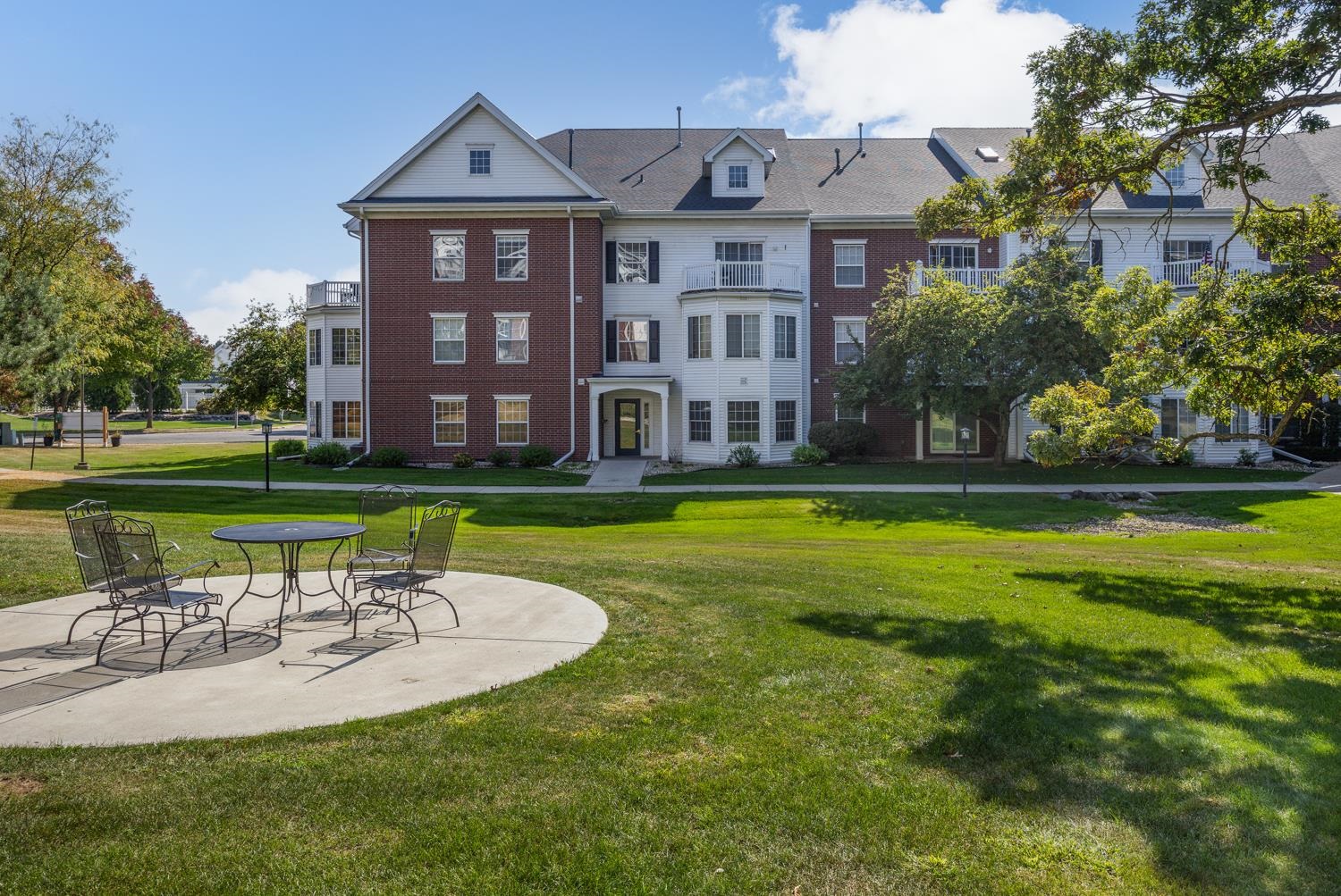 10 Kings Mill Circle 112