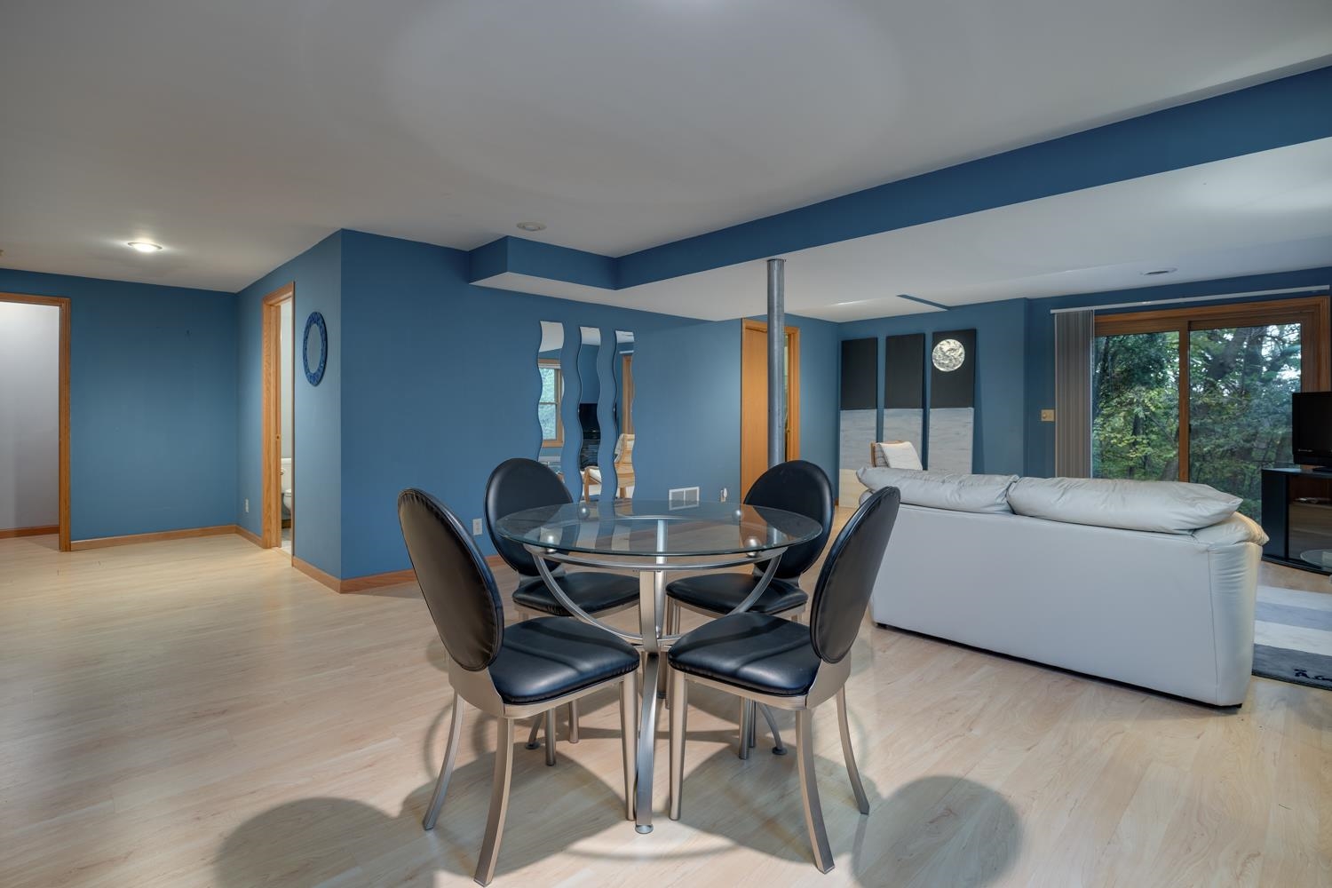 1506 Winchester Place