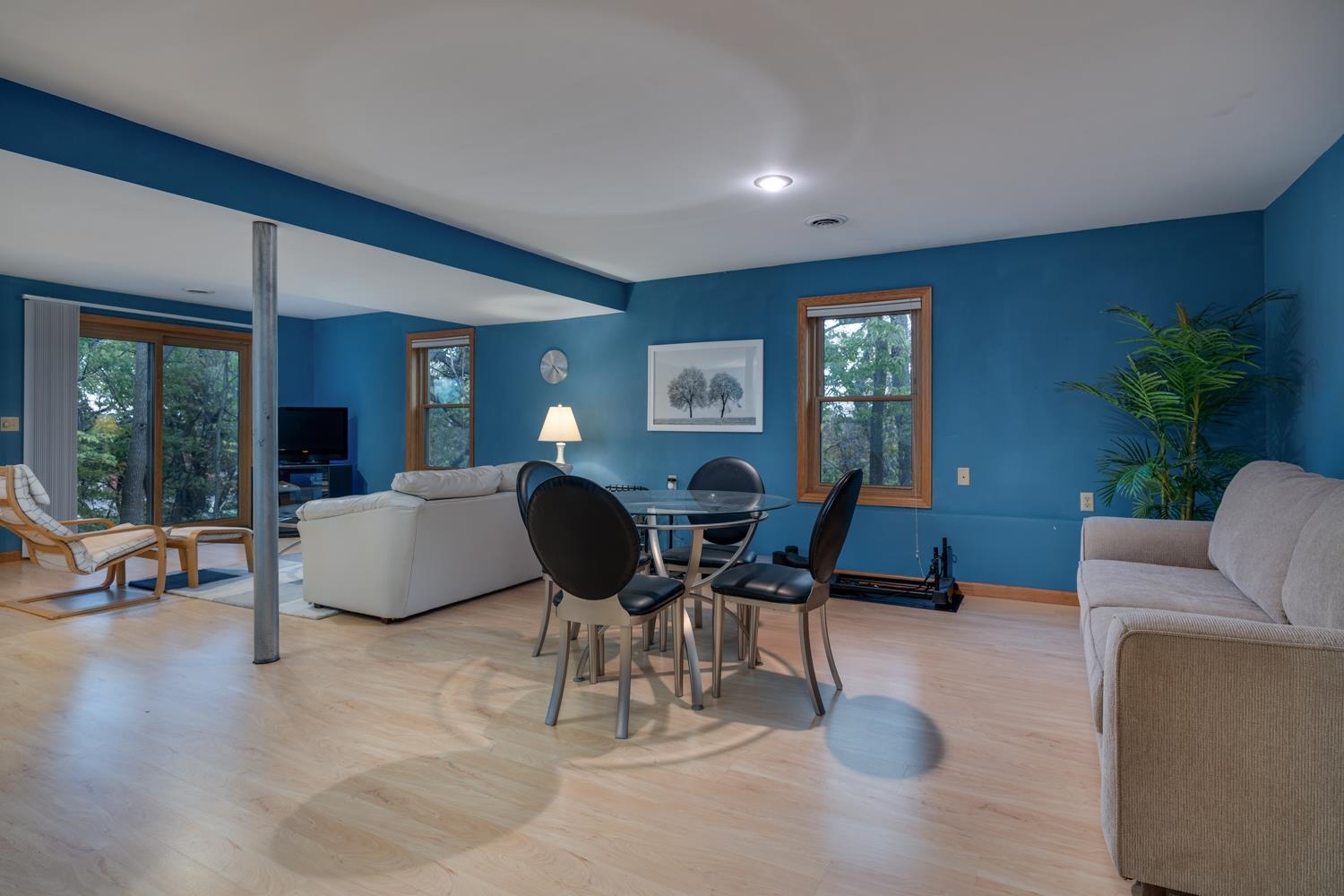 1506 Winchester Place