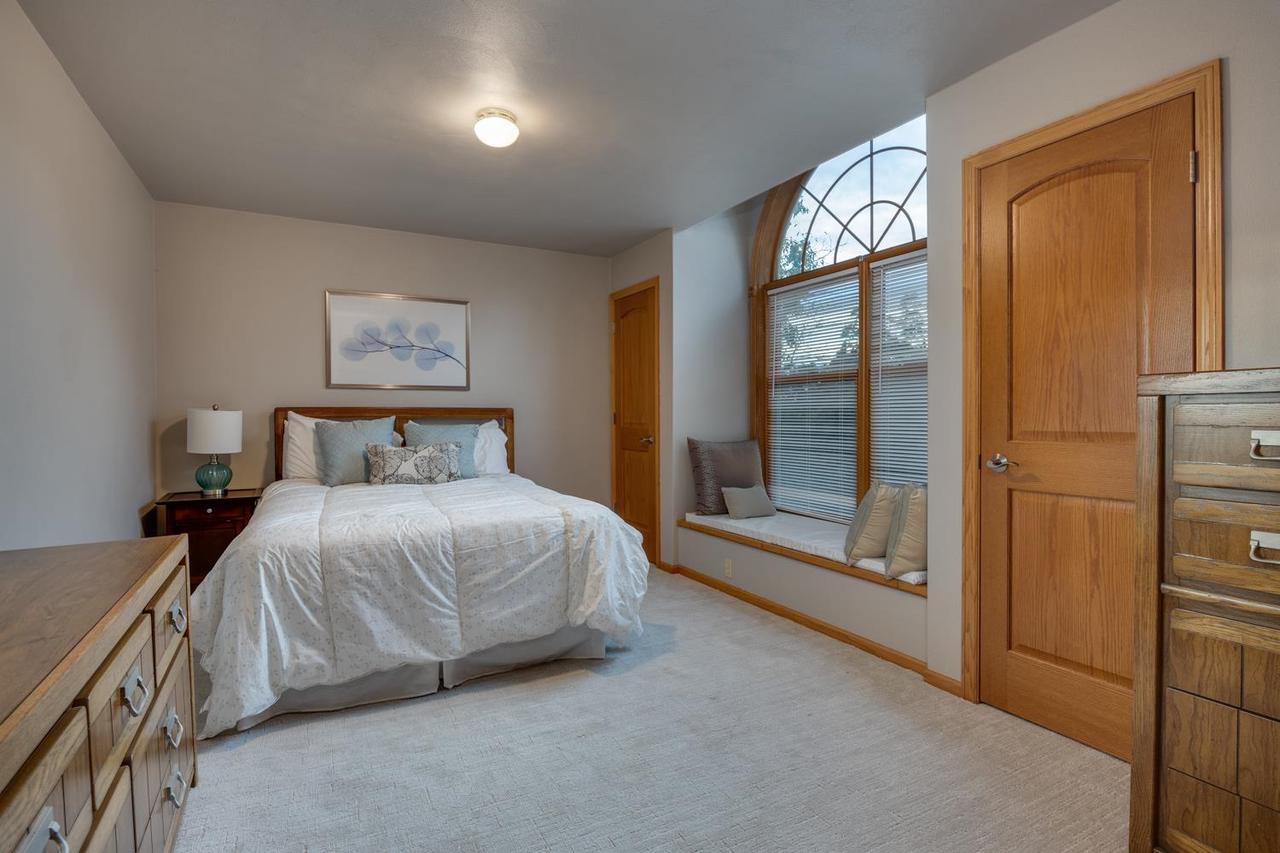 1506 Winchester Place