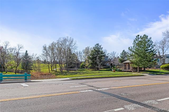 1544 E Weldona Way