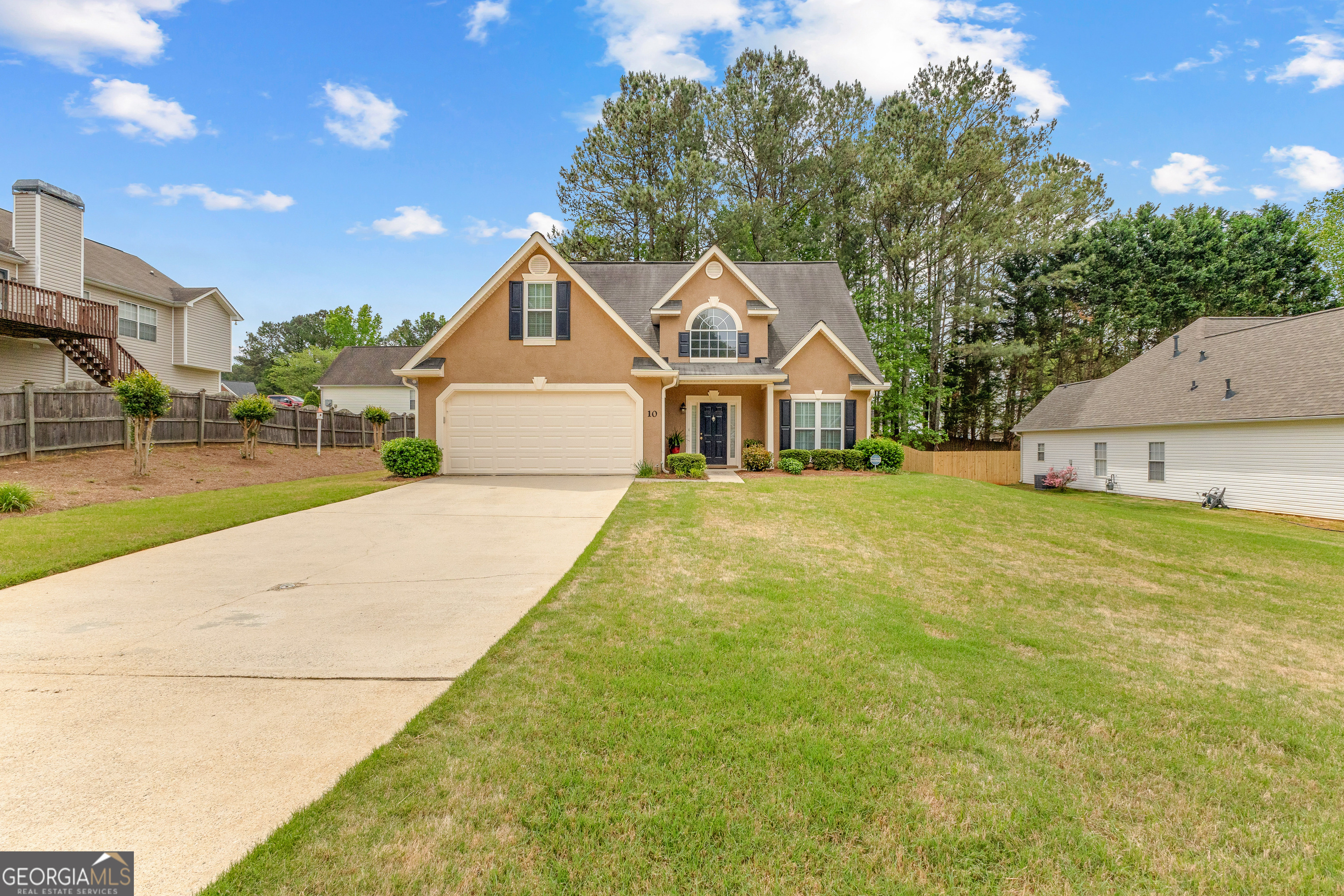 10 Pebble Creek Drive