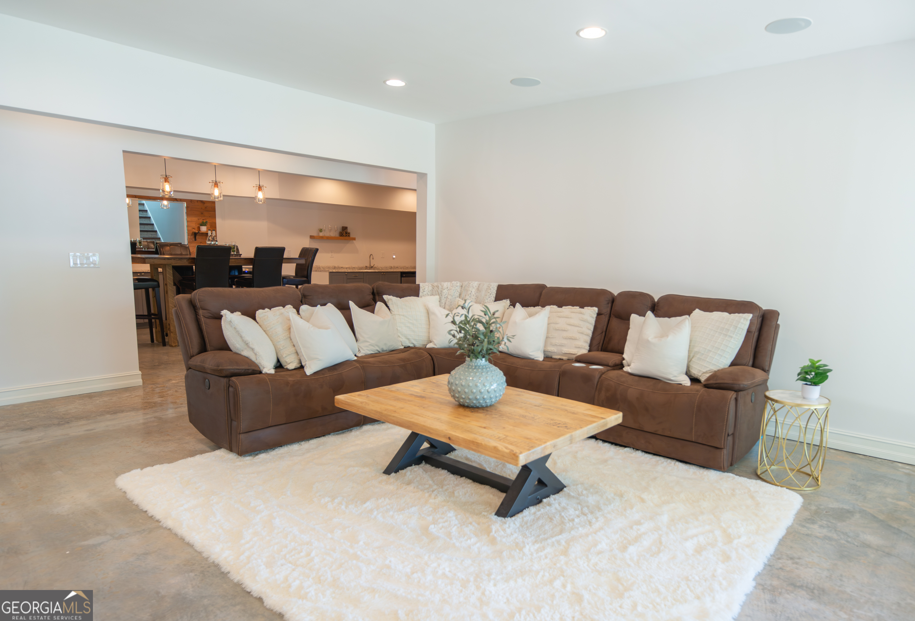 1033 Patina Point