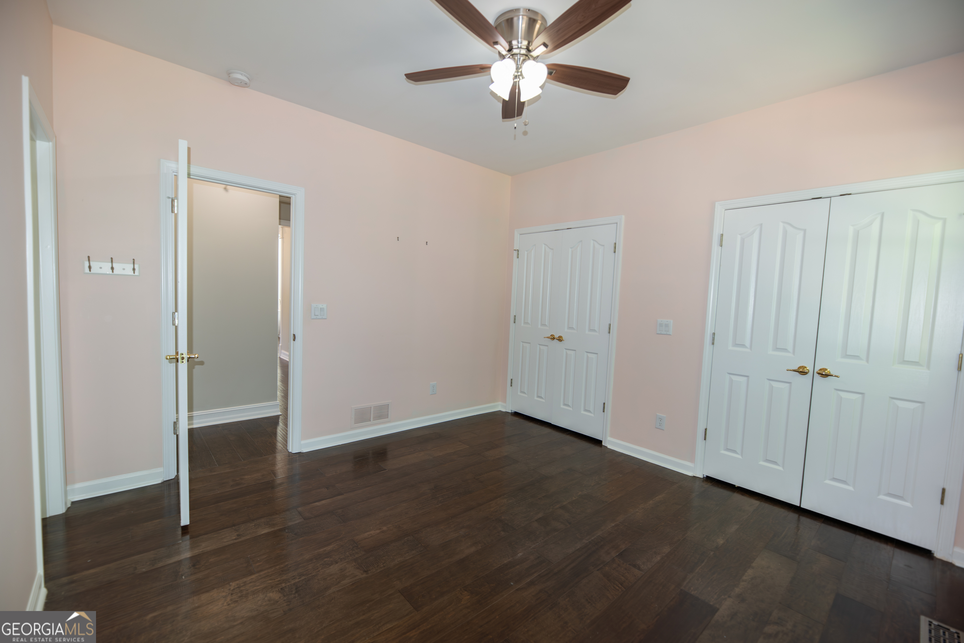 1033 Patina Point
