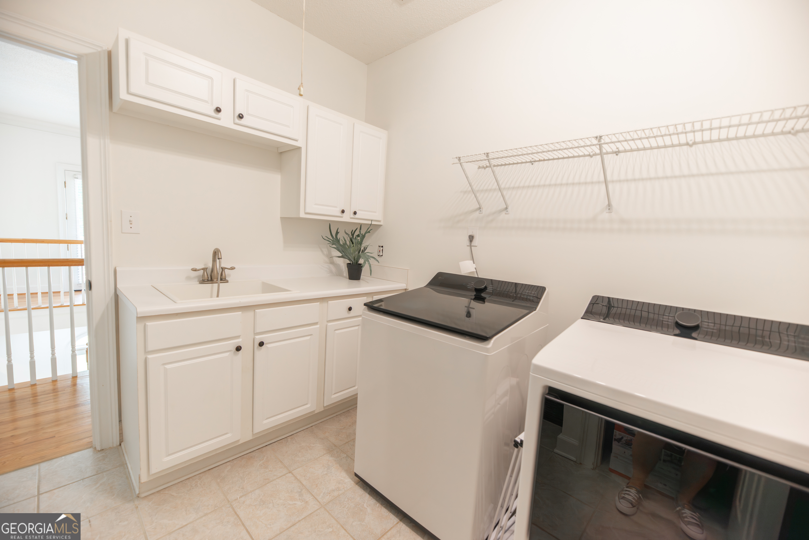155 Torrey Pines Court