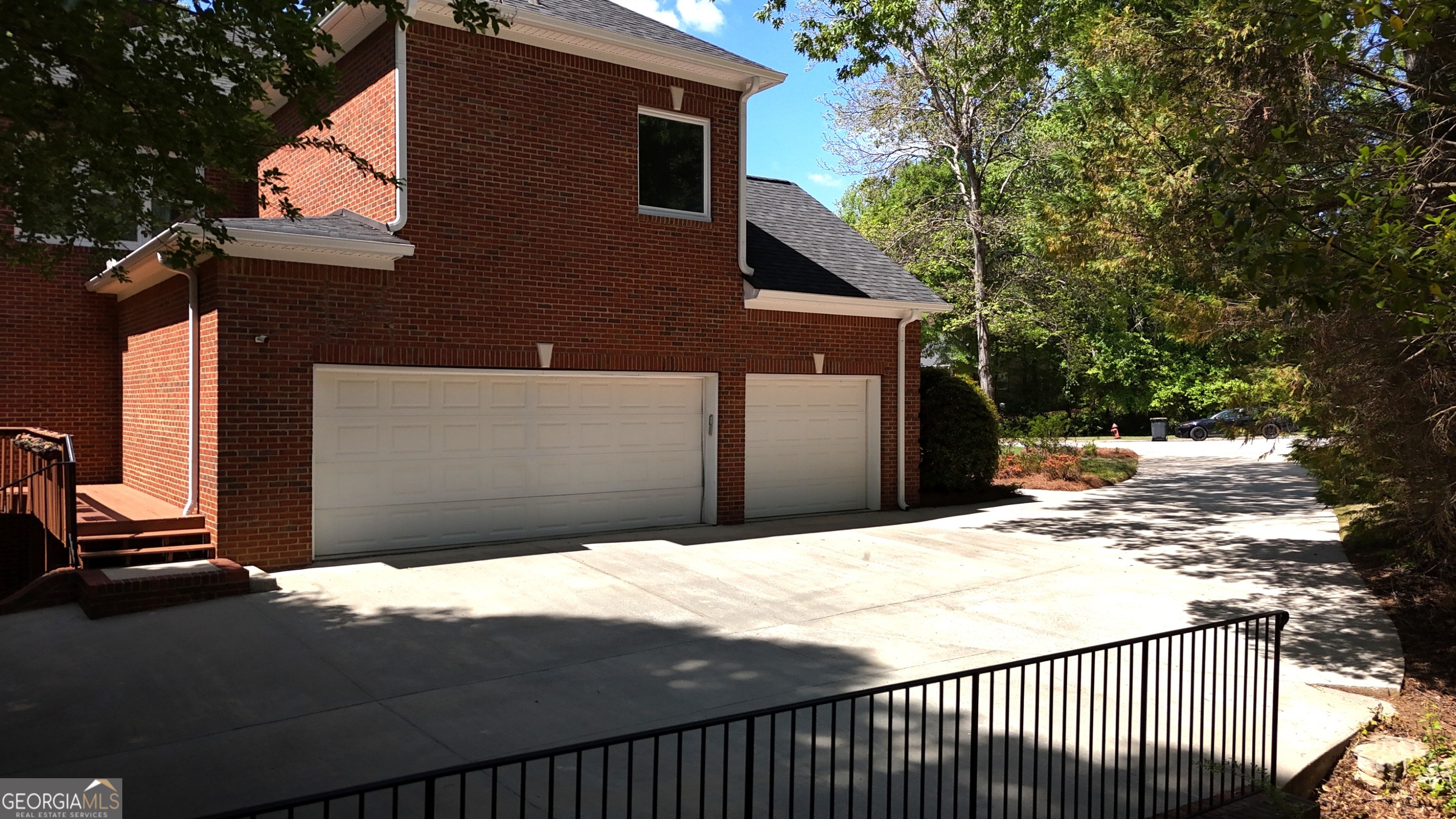 155 Torrey Pines Court
