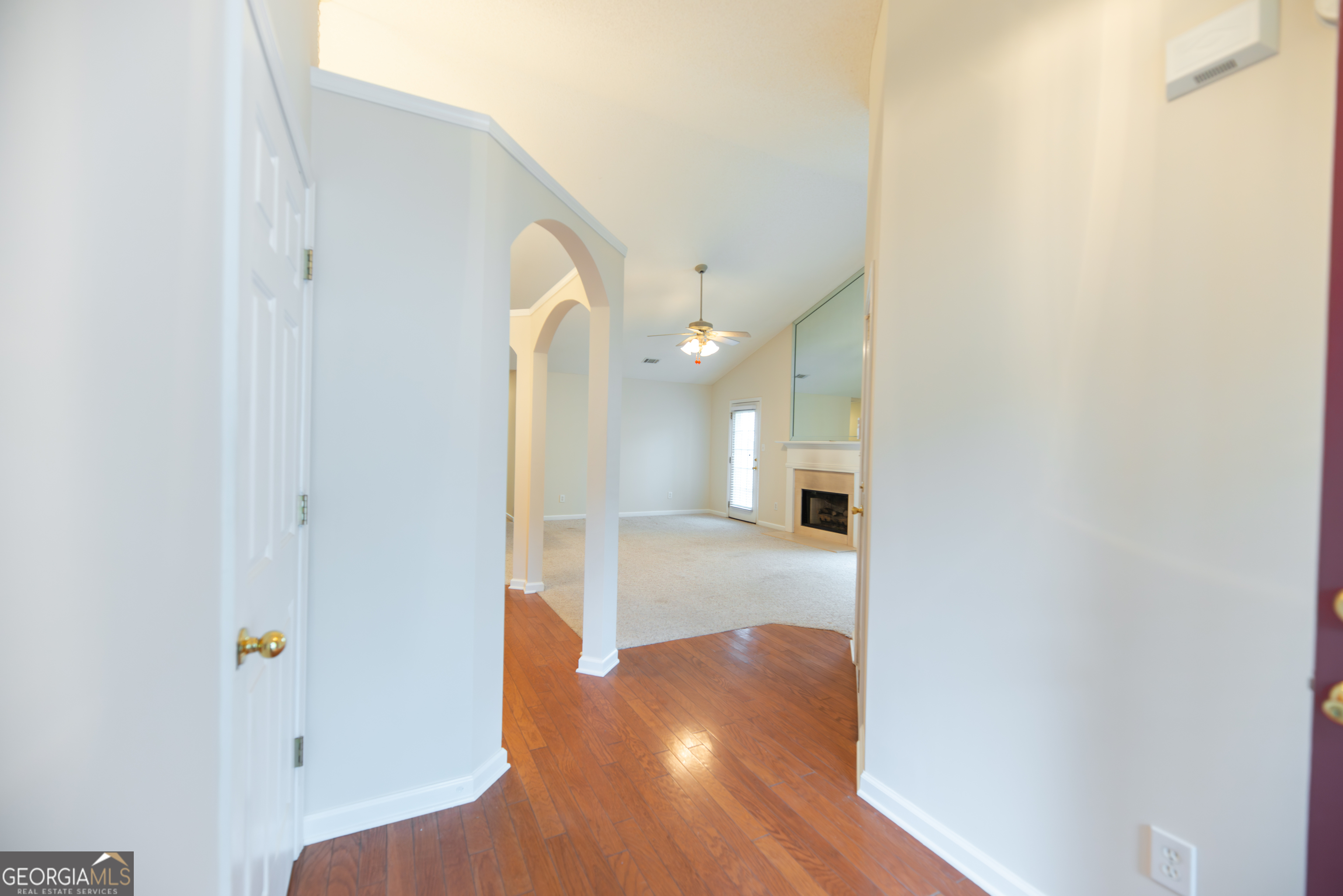 40 Courtyard Lane