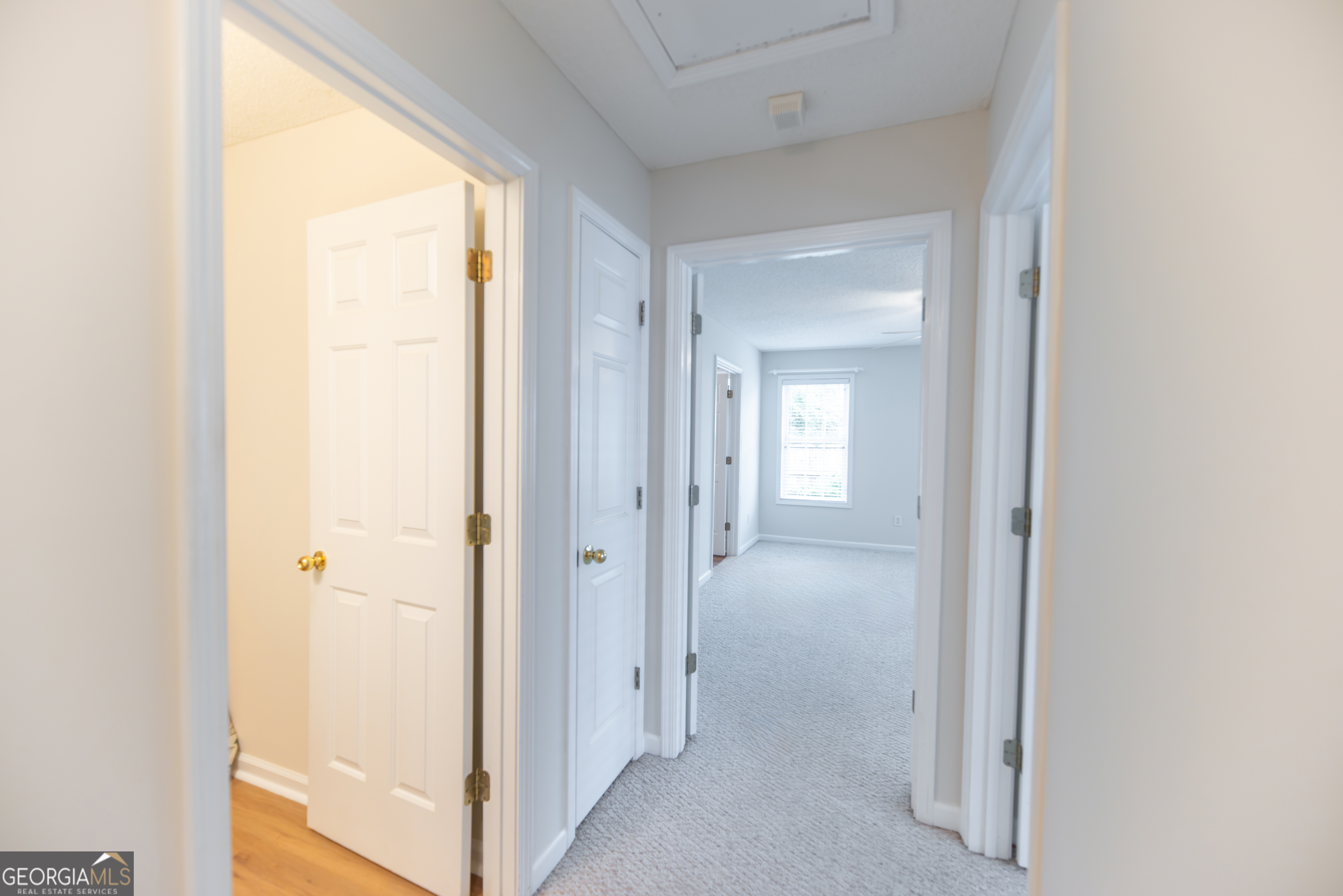 40 Courtyard Lane