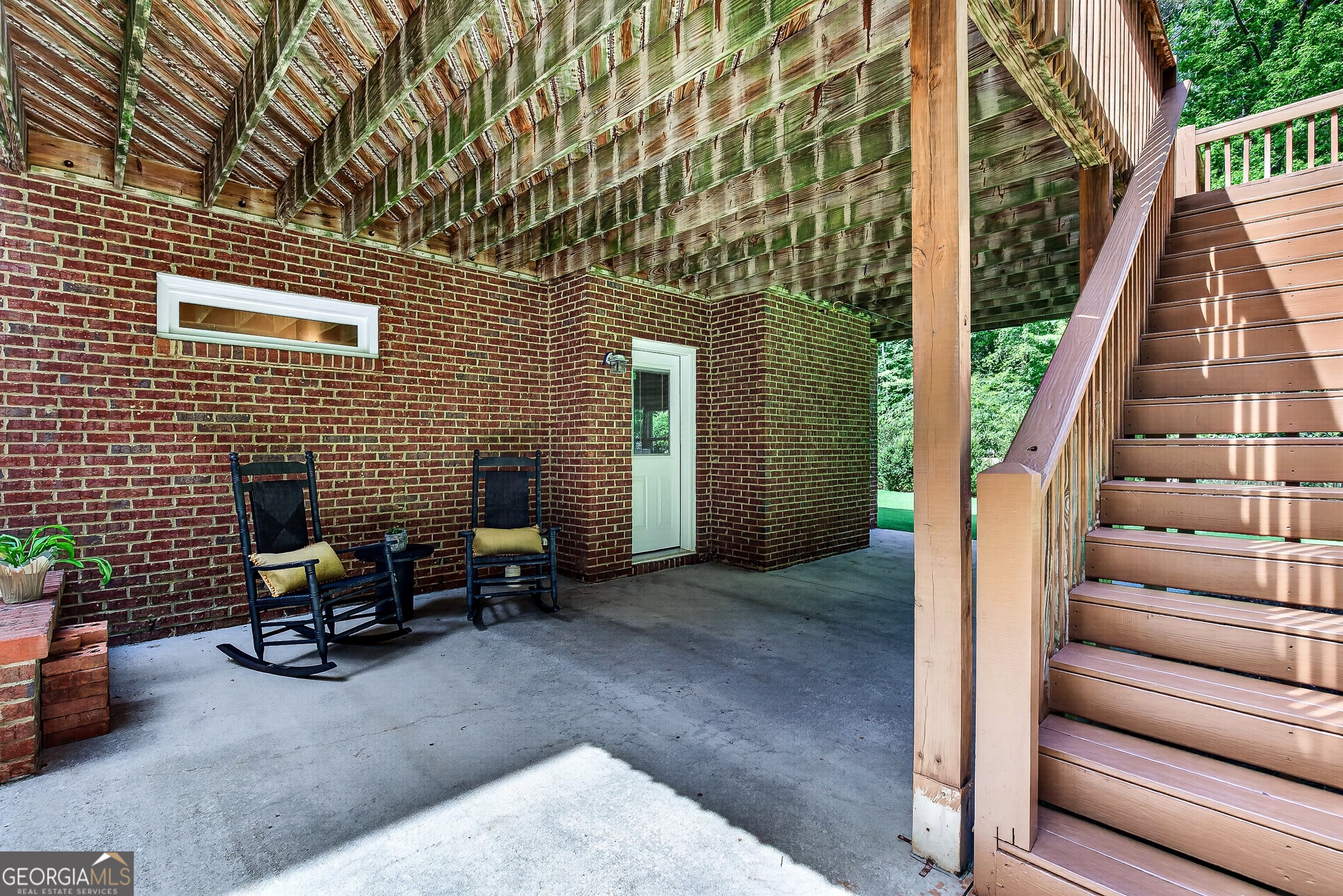 140 Tall Timber Court