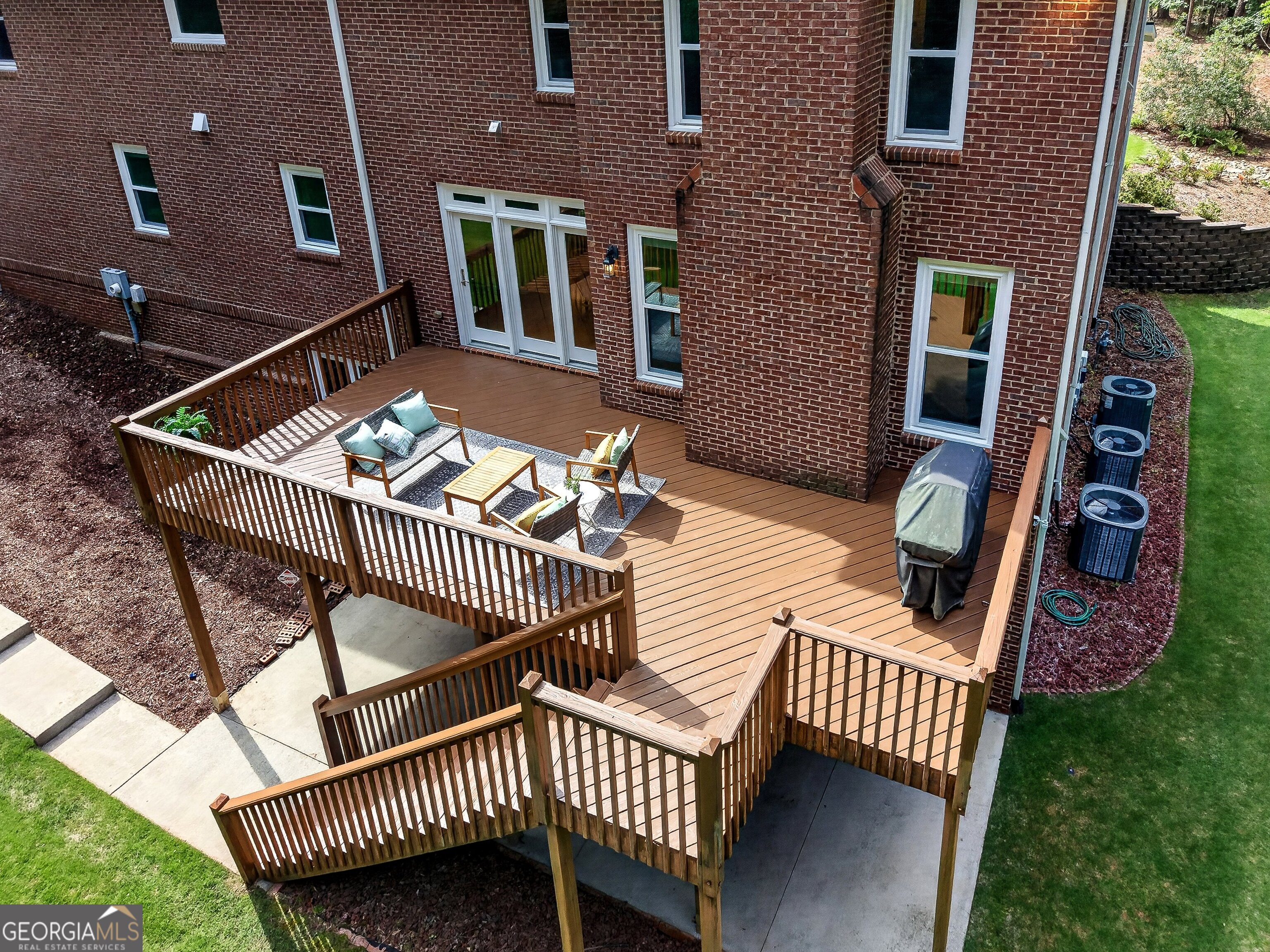 140 Tall Timber Court
