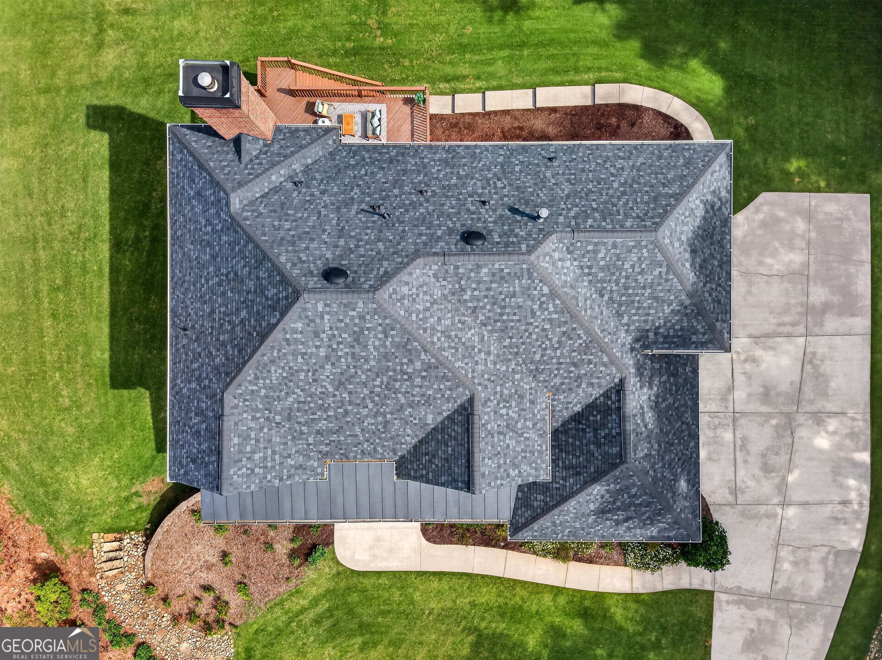 140 Tall Timber Court