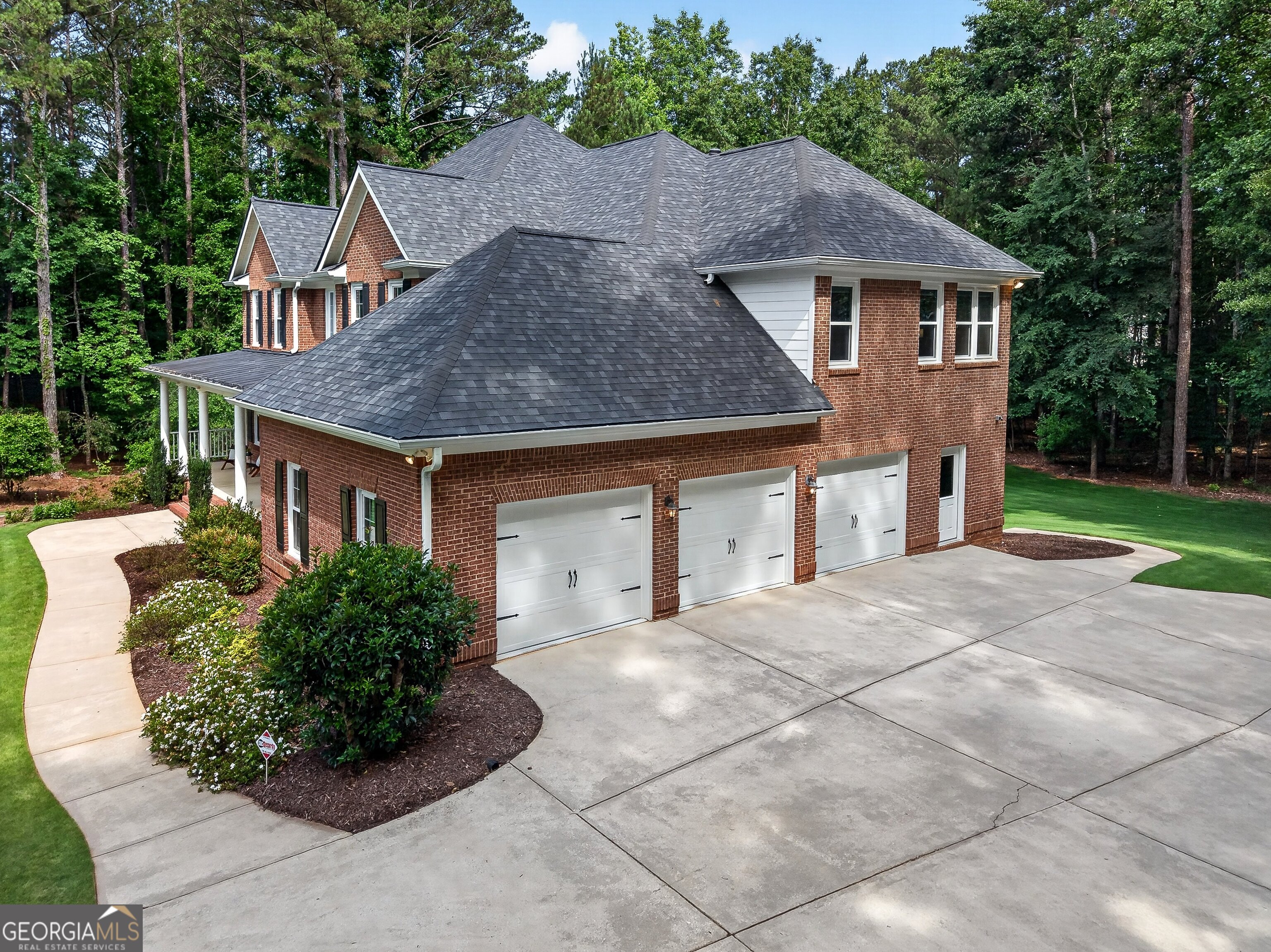 140 Tall Timber Court