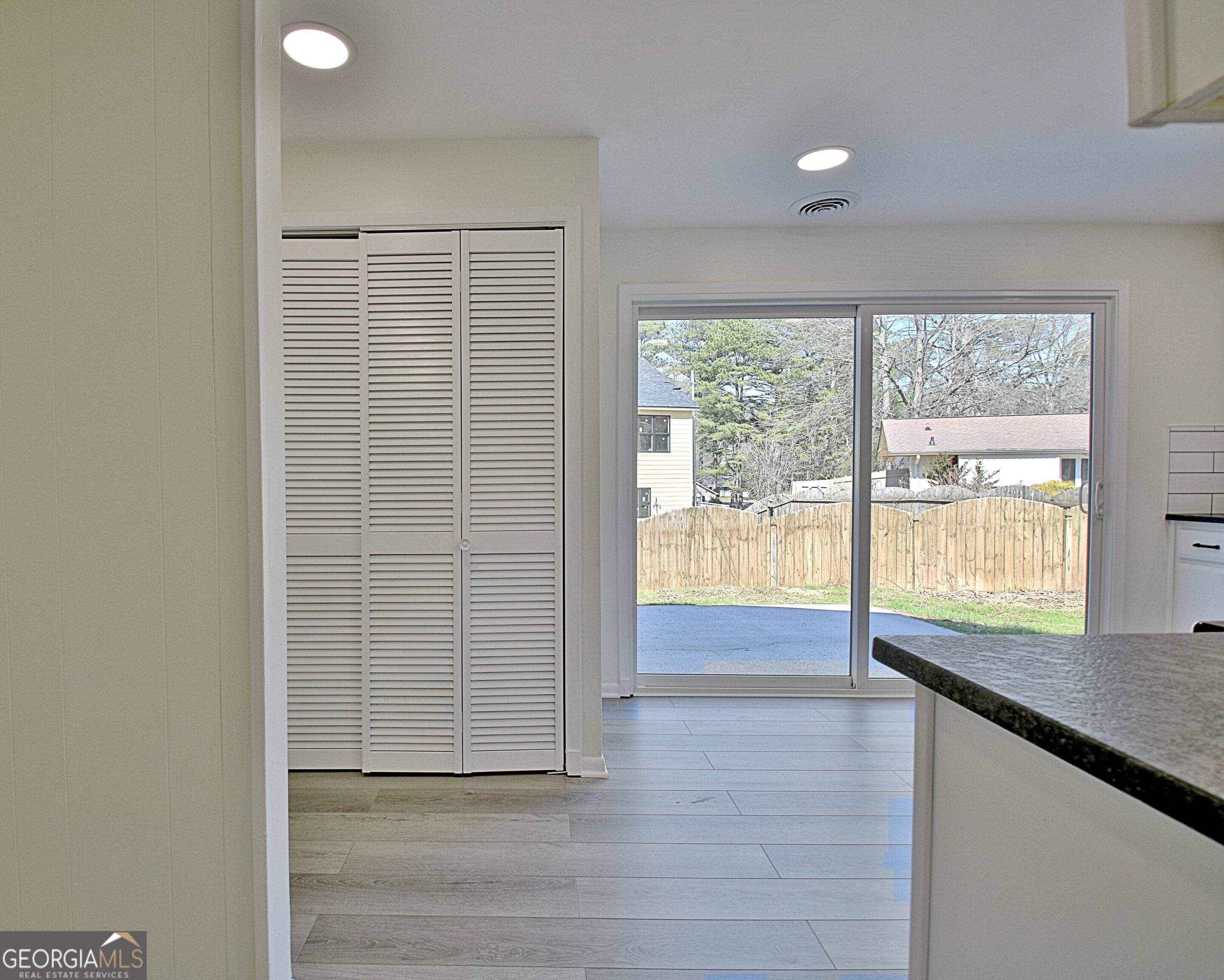 103 Bay Point