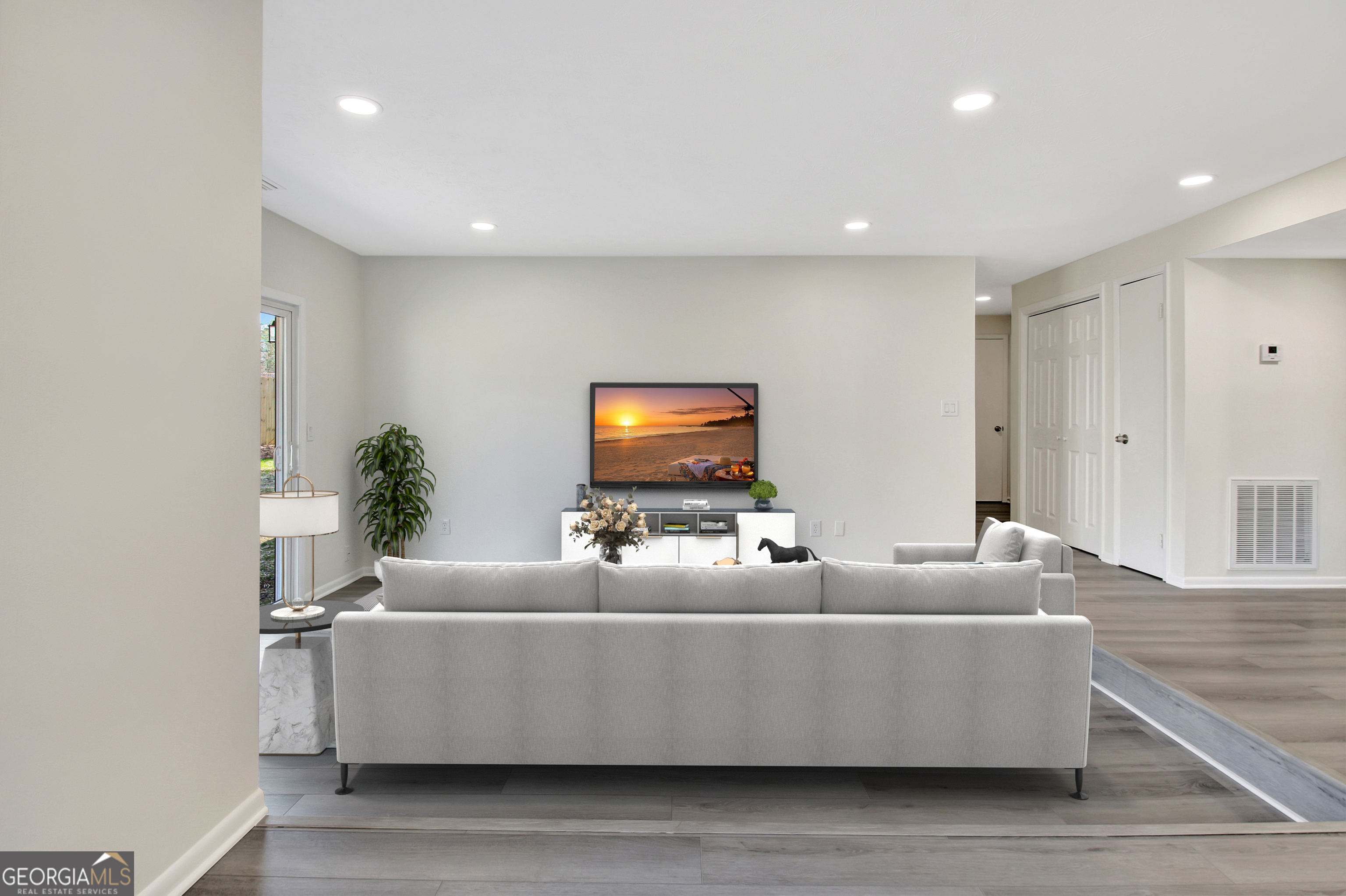 103 Bay Point