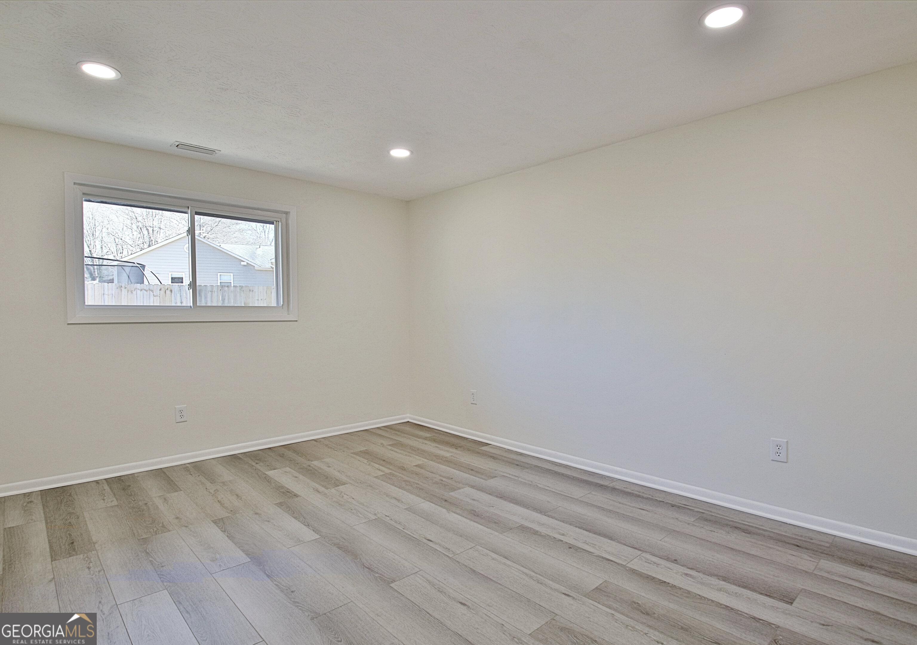 103 Bay Point