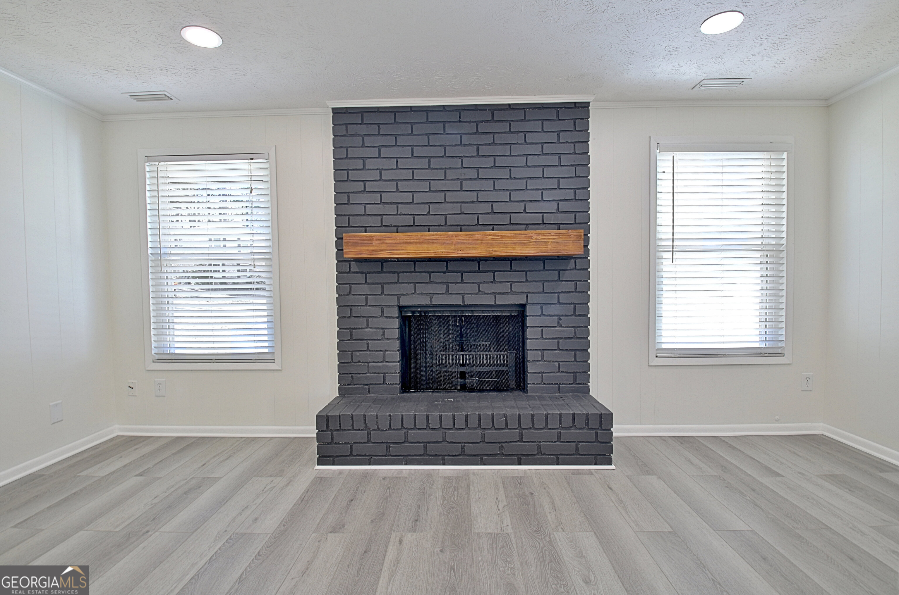 103 Bay Point