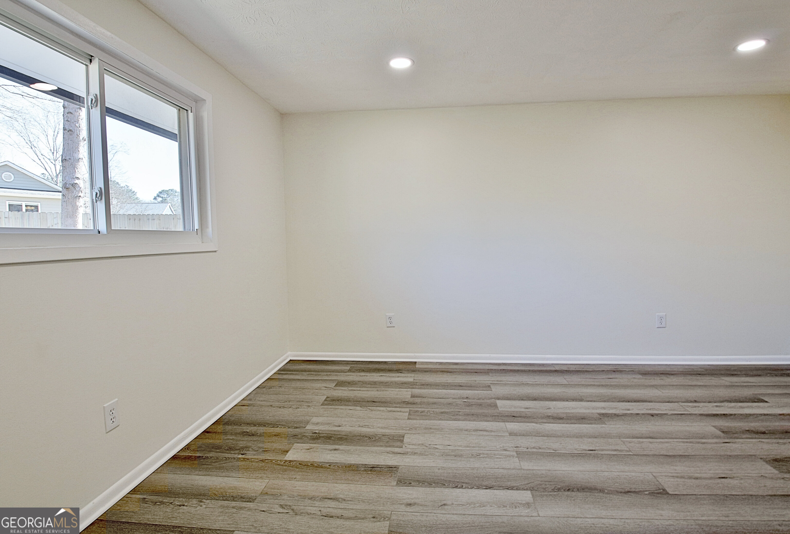 103 Bay Point