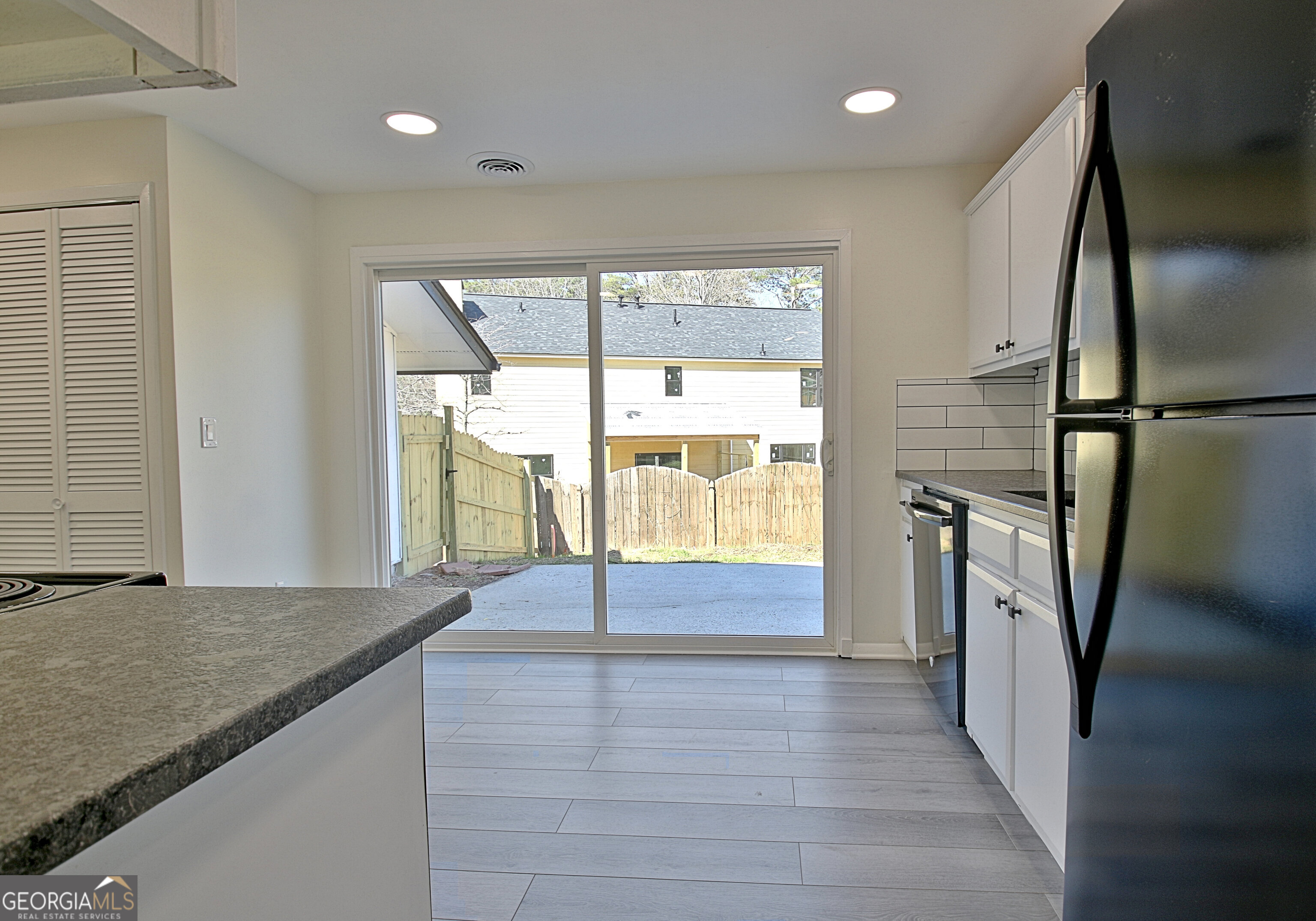 103 Bay Point
