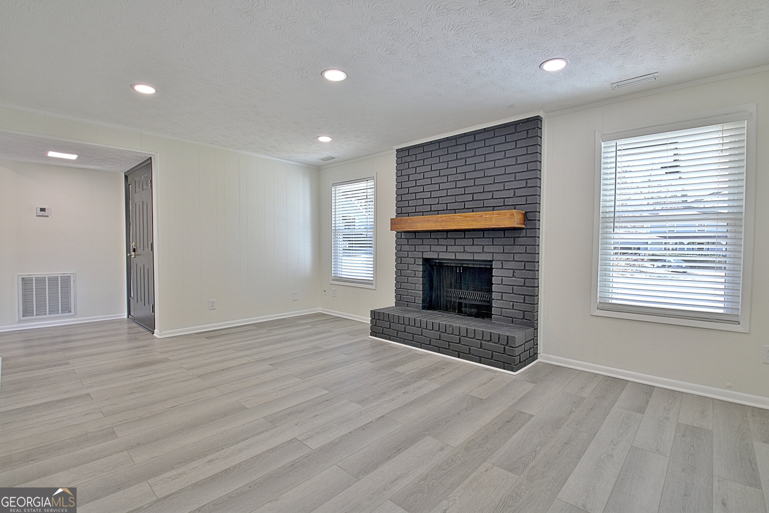 103 Bay Point
