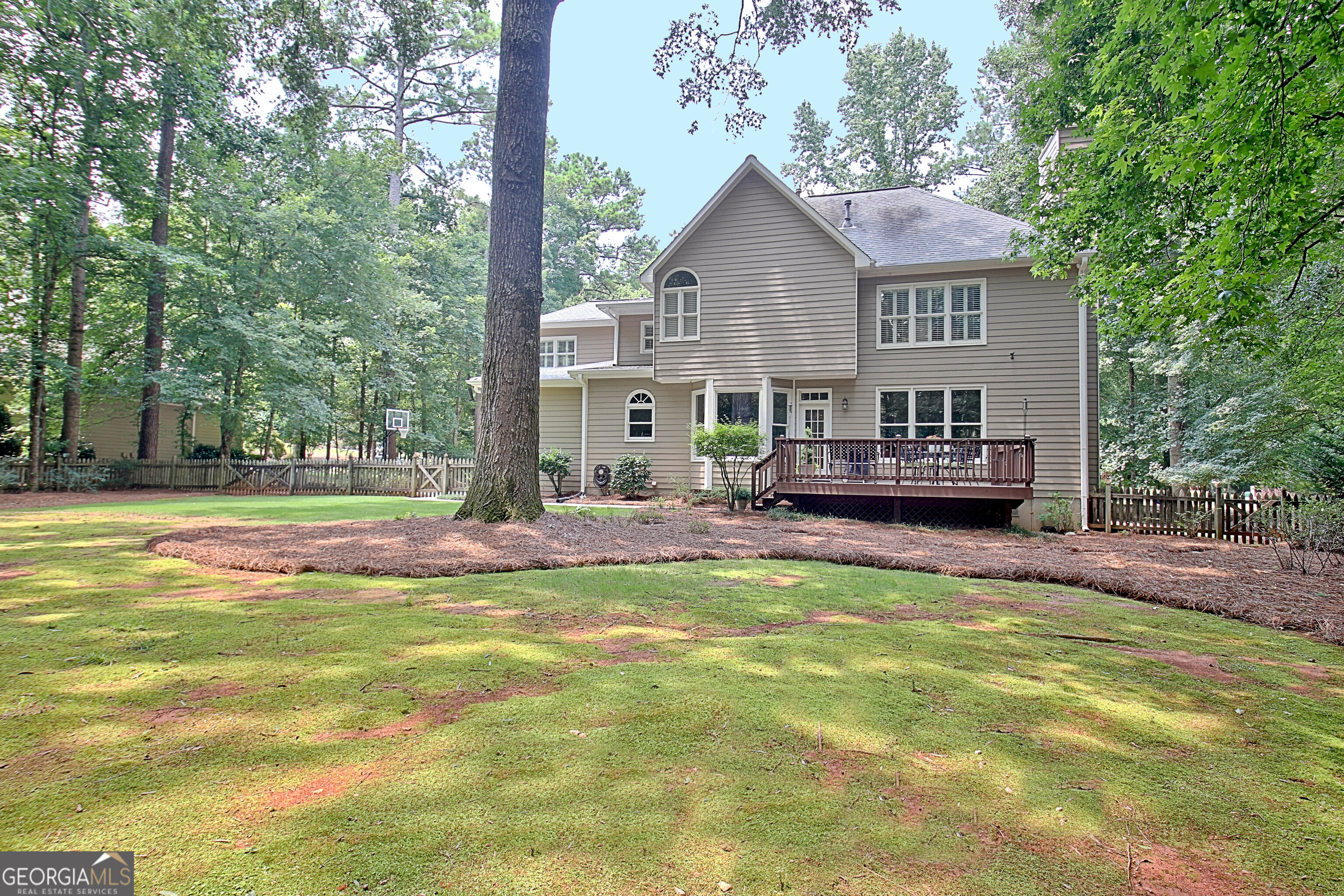370 Stonehaven Drive