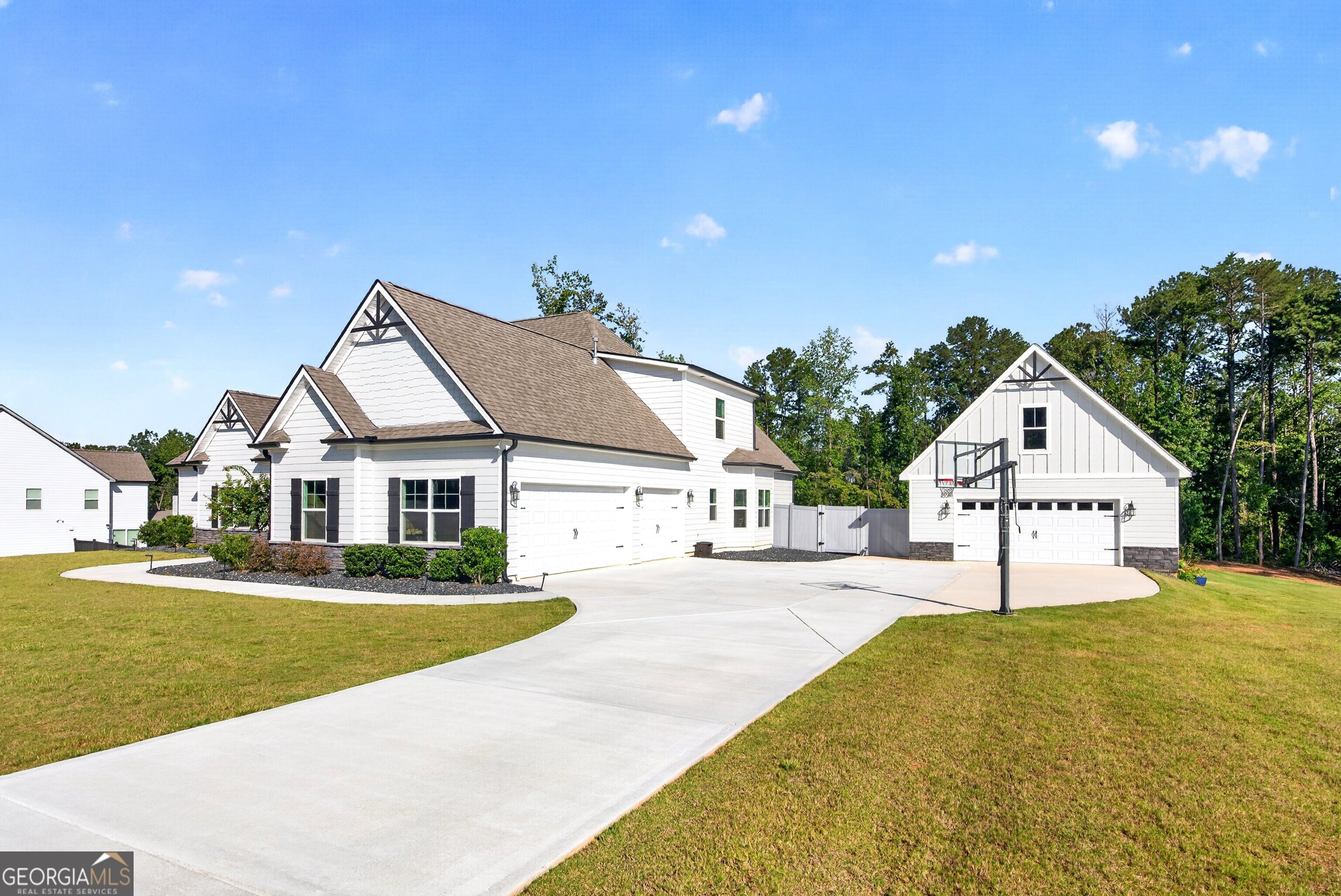 73 Starr Place