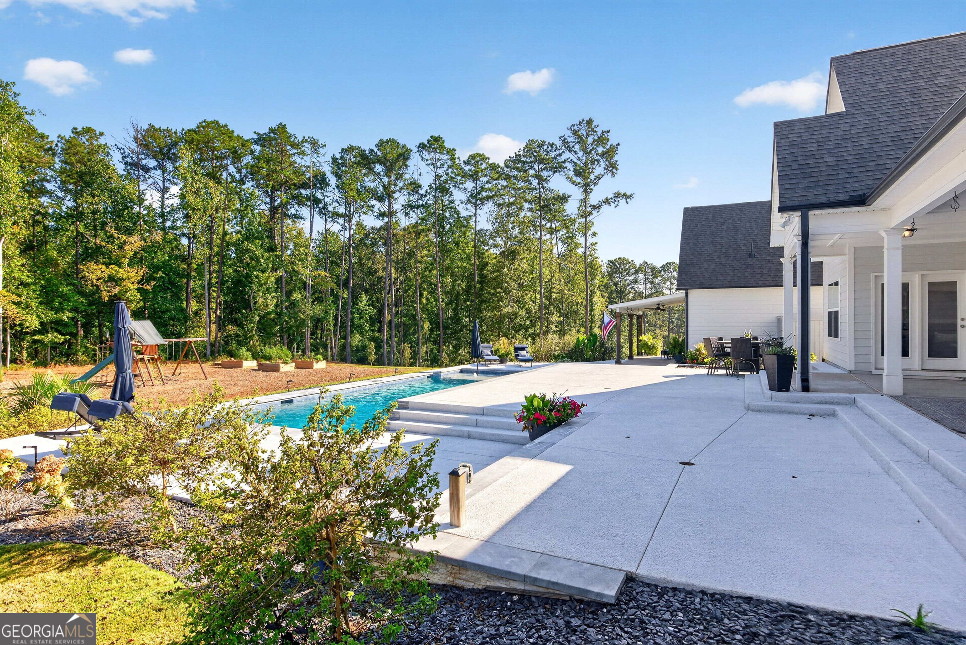 73 Starr Place