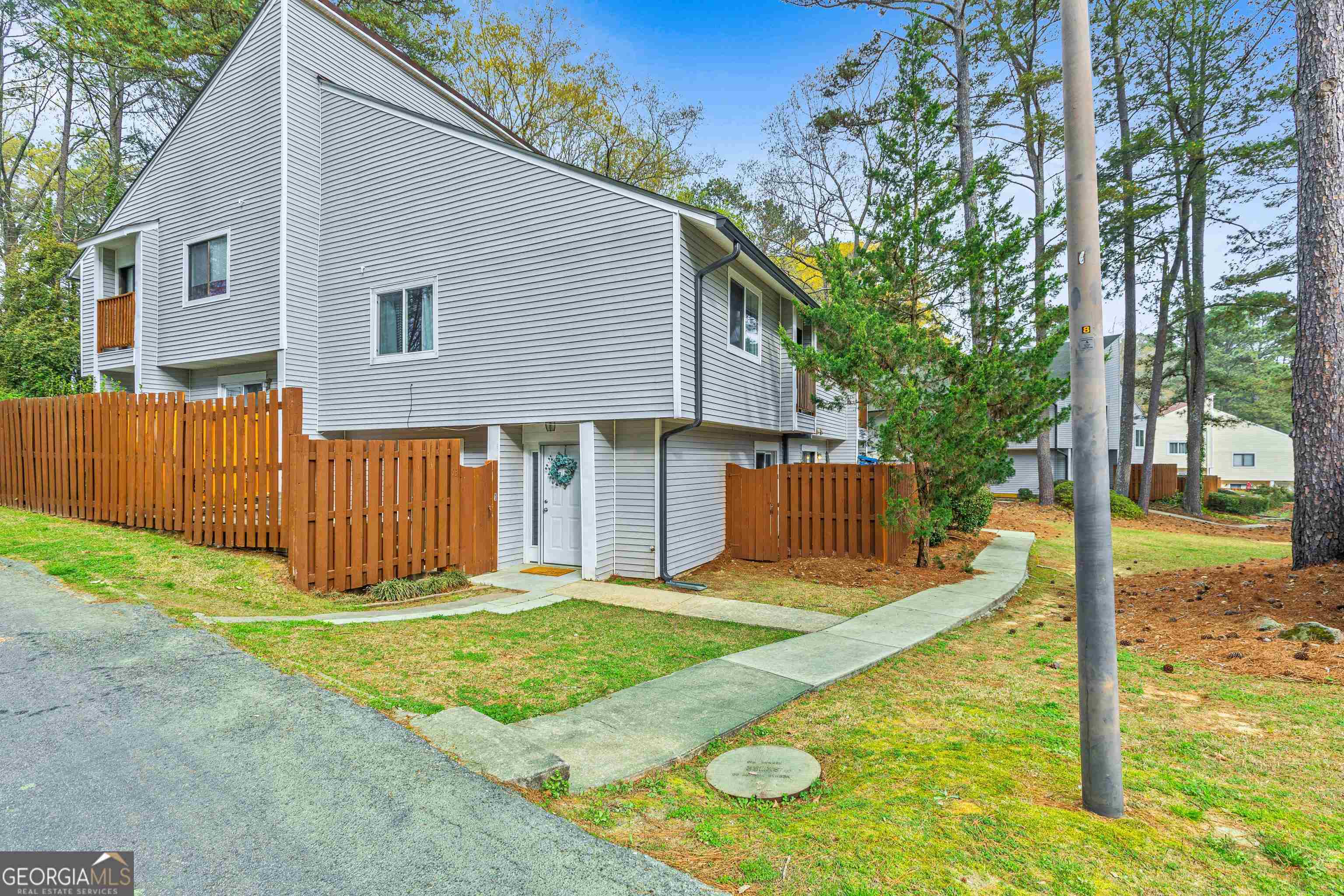 93 Twiggs Corner