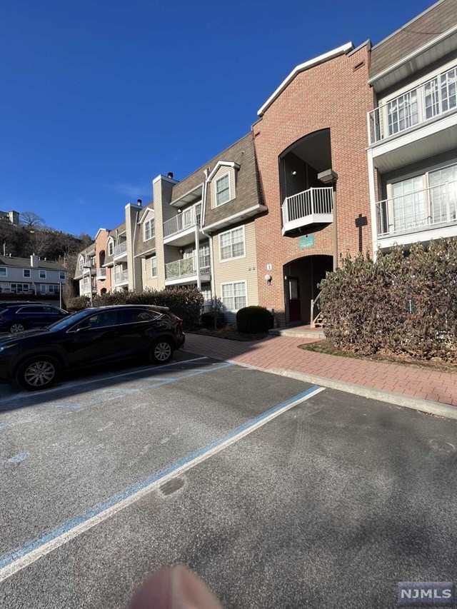 28 Garden Place 162