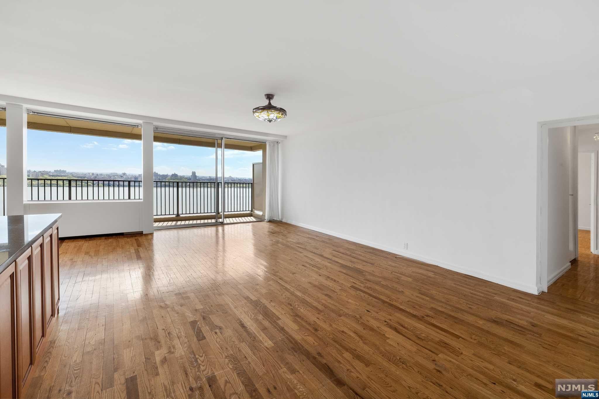 3 Horizon Road 821