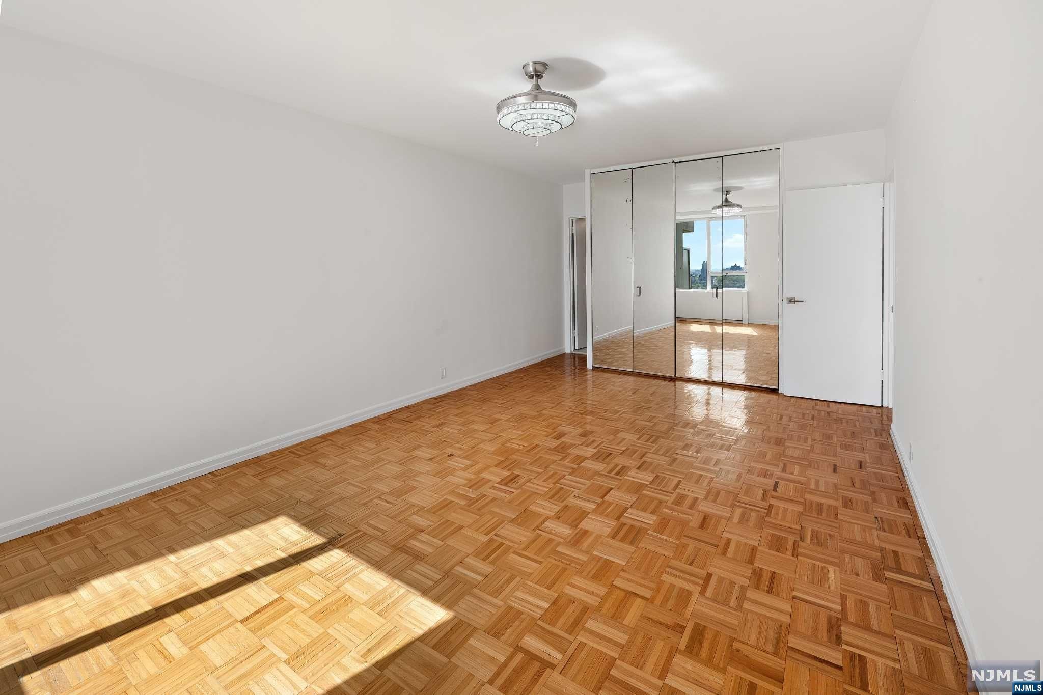 3 Horizon Road 821