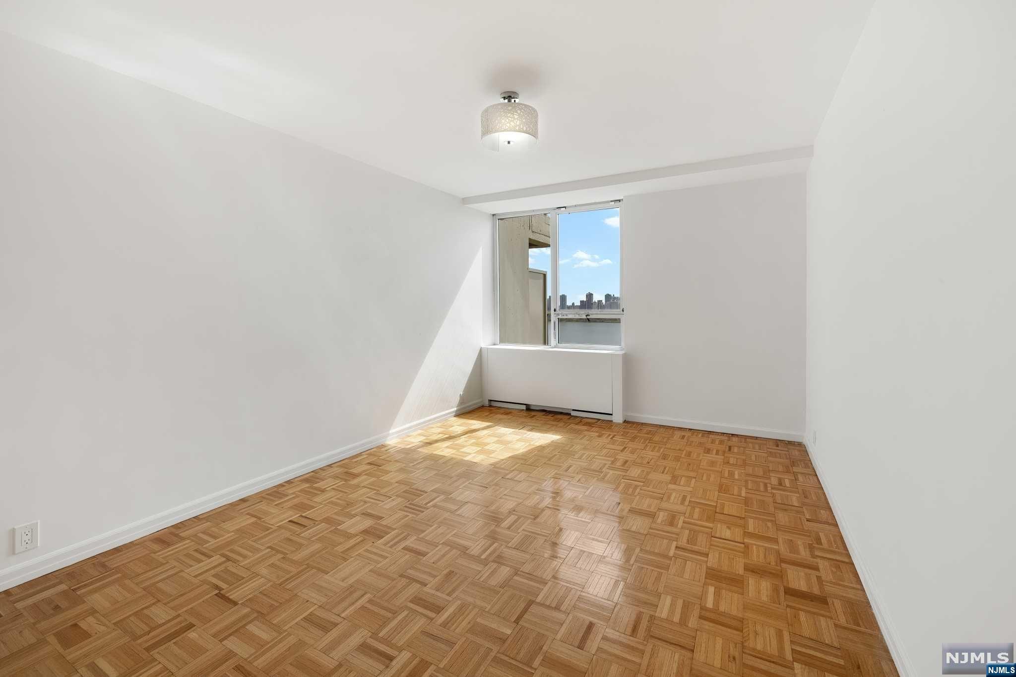 3 Horizon Road 821