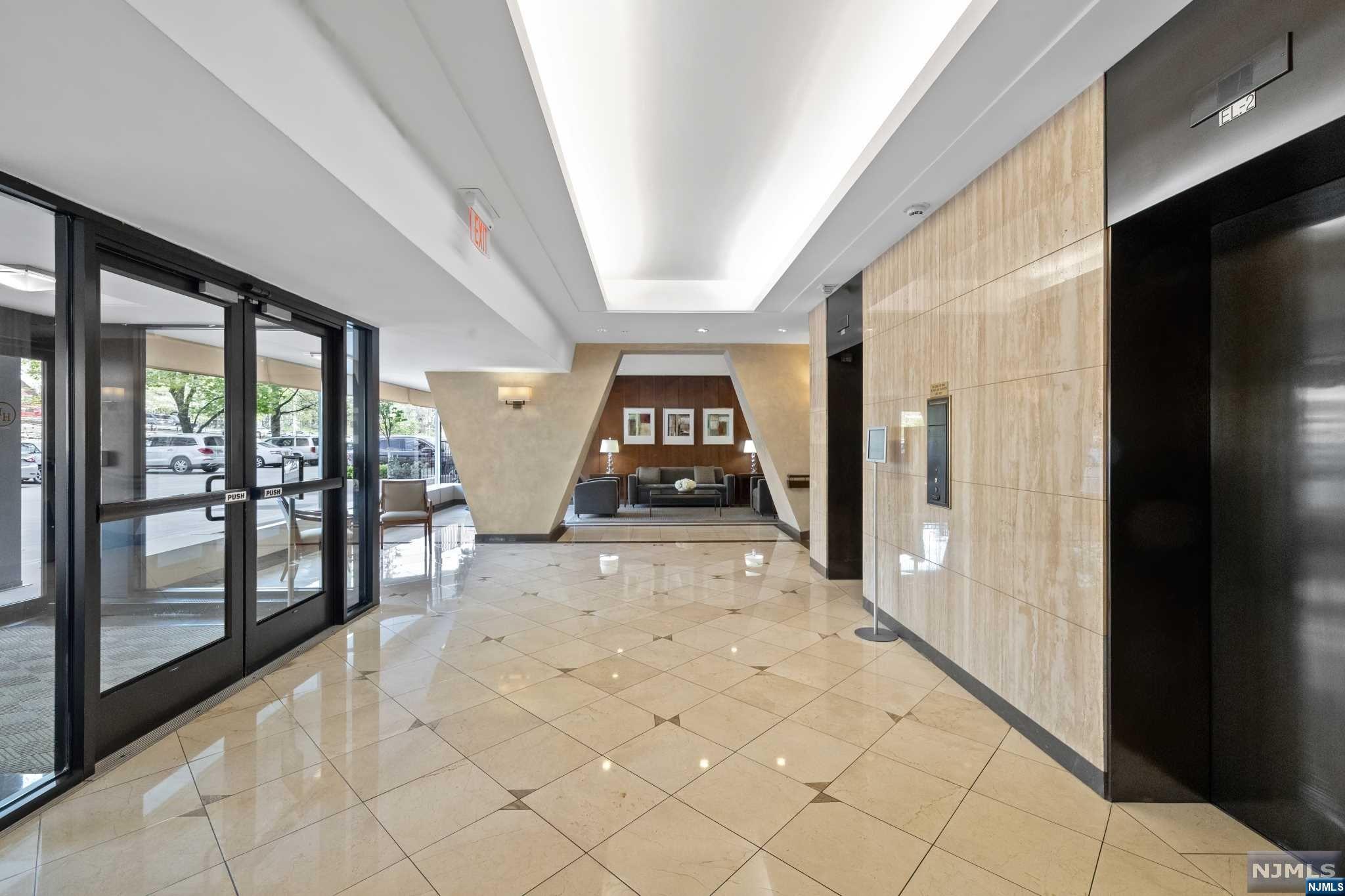 3 Horizon Road 821