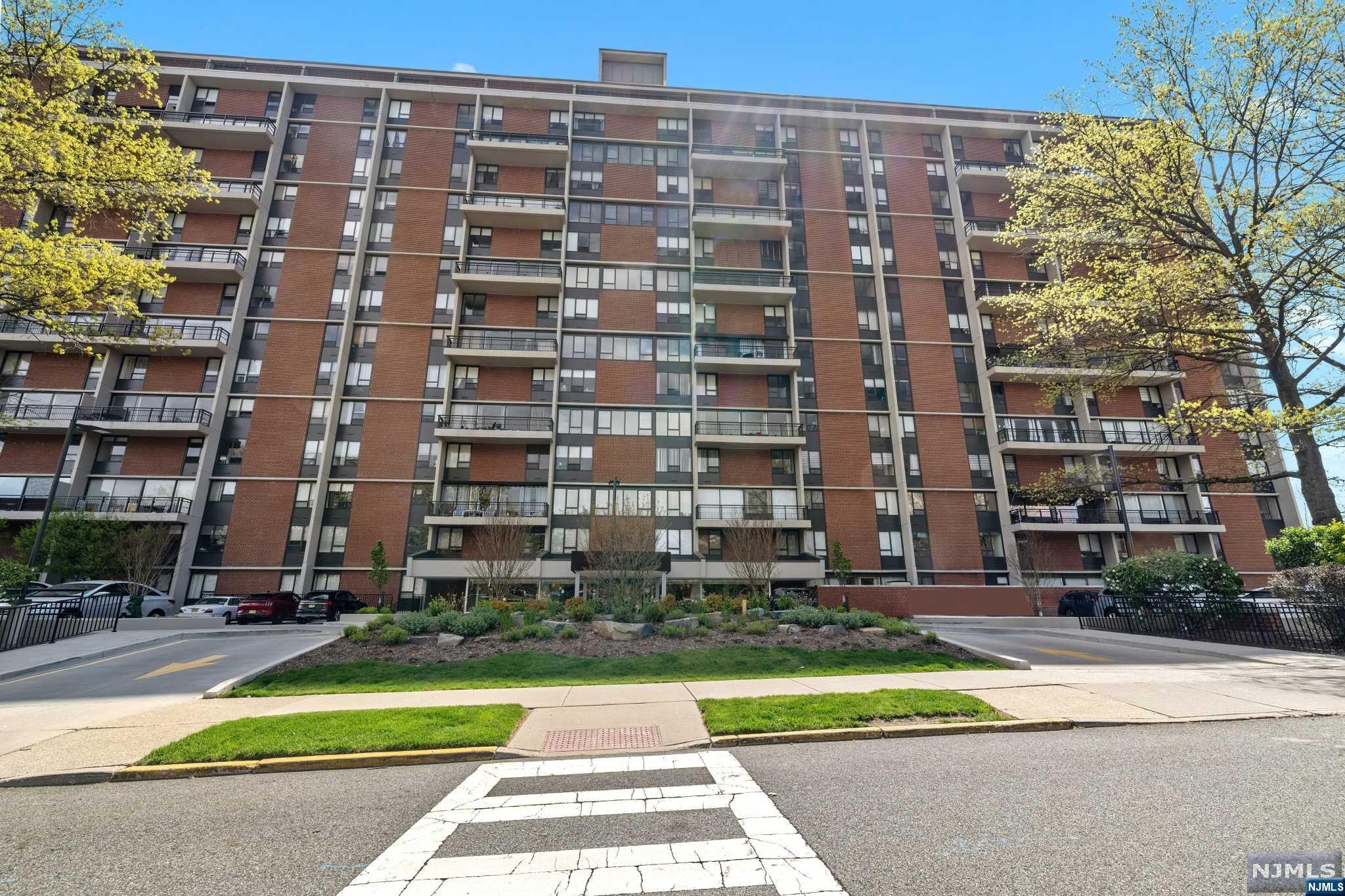 3 Horizon Road 821