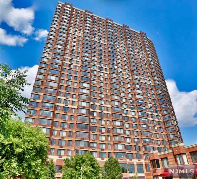 100 Old Palisade Road 3408