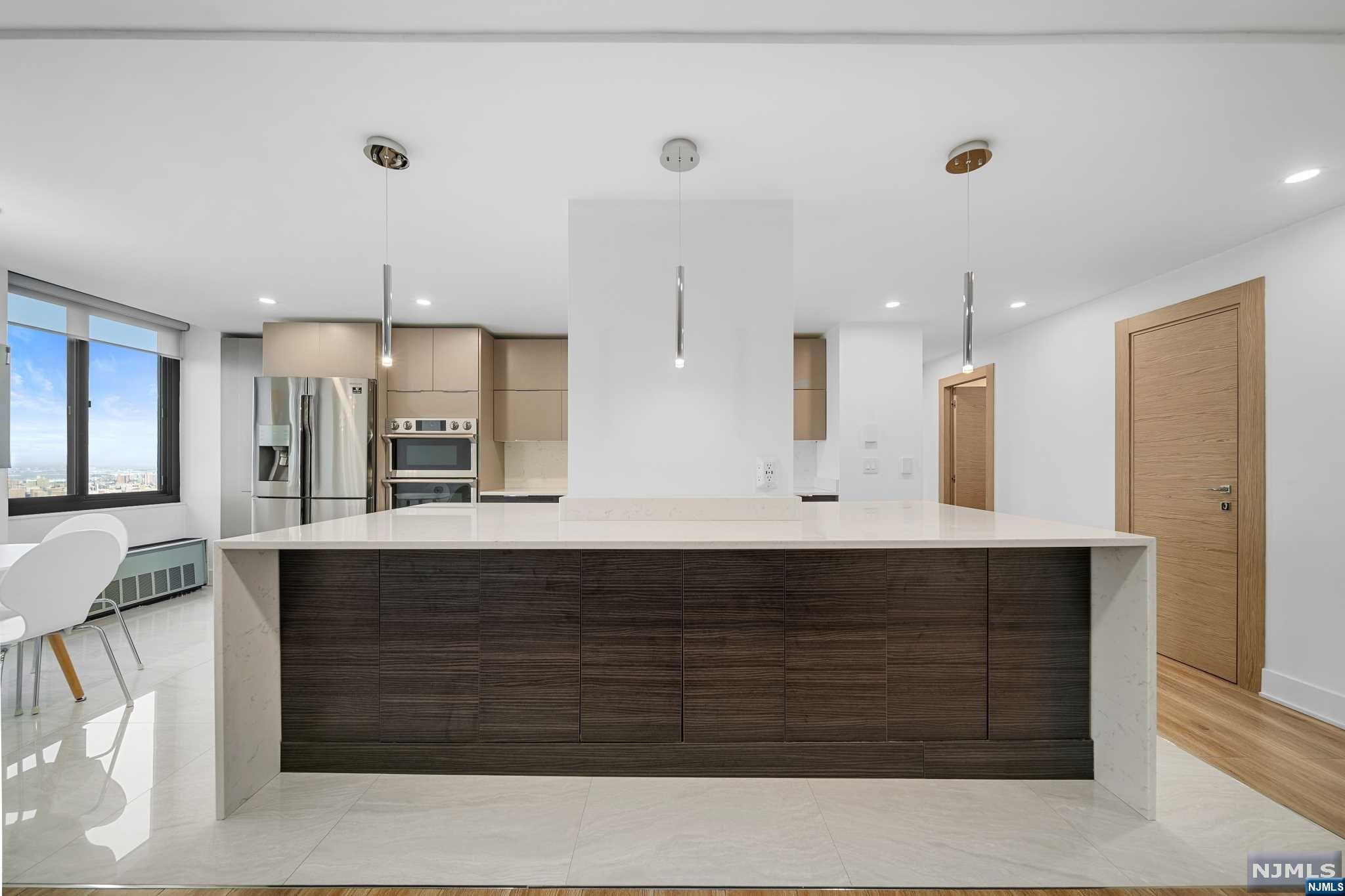 200 Winston Drive 2612
