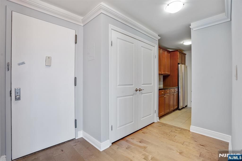 500 Central Avenue 1518