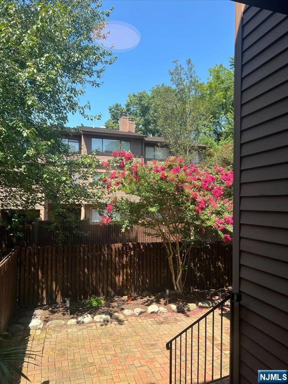 142 Windsor Circle