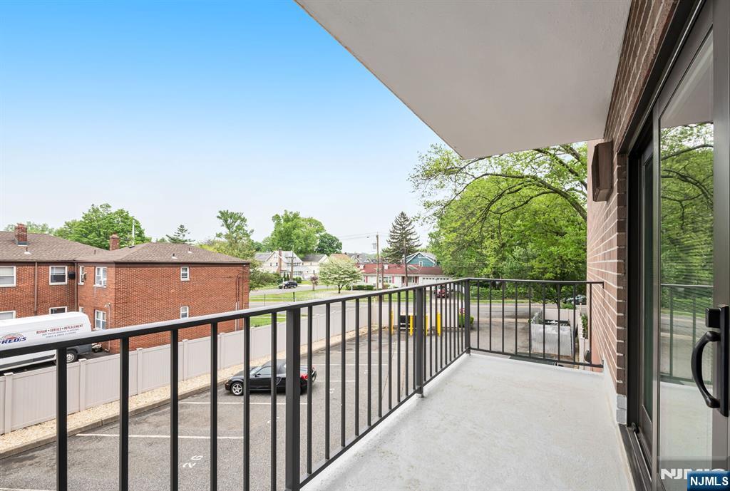140 Euclid Avenue 1C