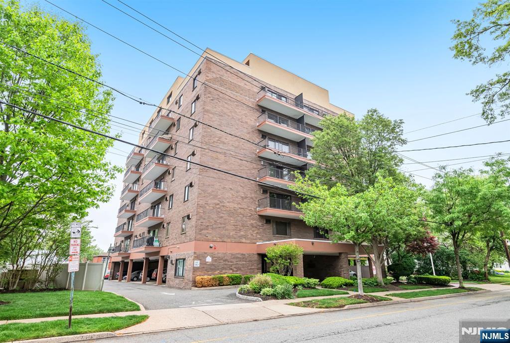140 Euclid Avenue 1C