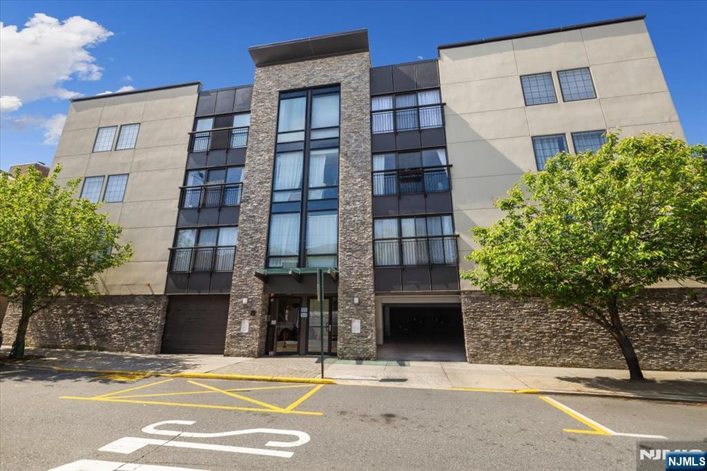 125 70th Street 3H