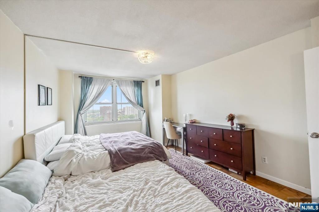 555 North Avenue 23C