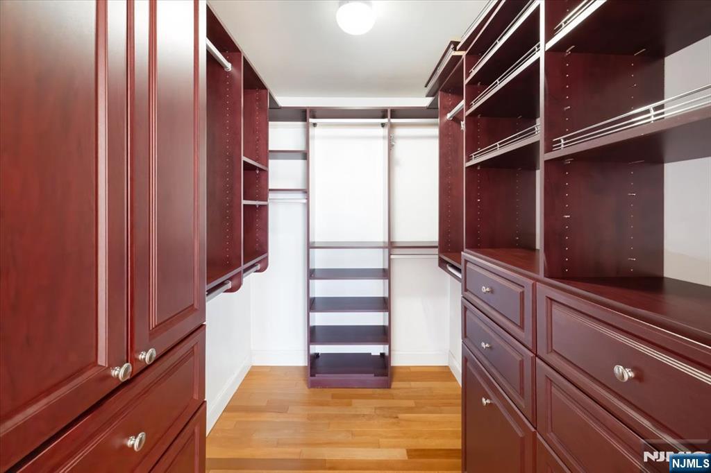 800 River Road 323