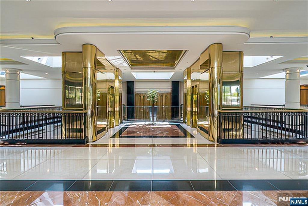 100 Carlyle Drive 3MN