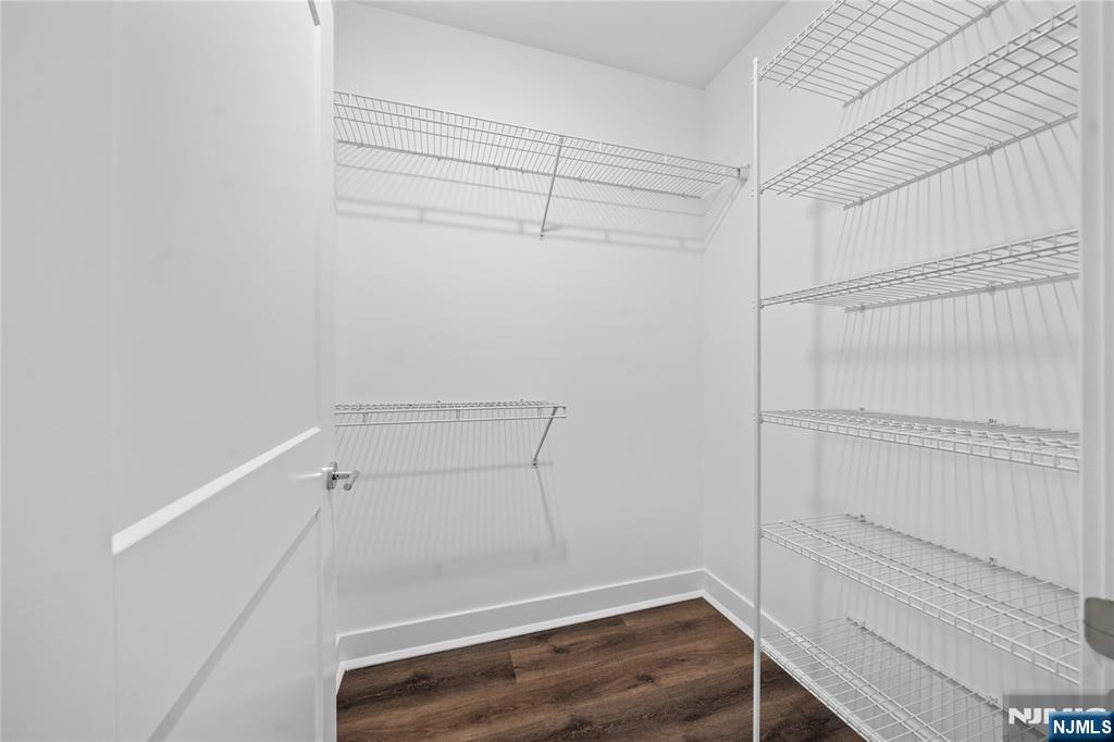 313 Woodland Place 202