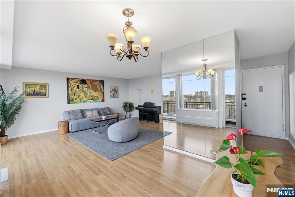 1 Horizon Drive 1209