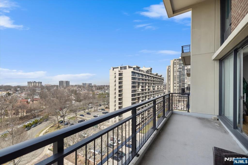 1 Horizon Drive 1209