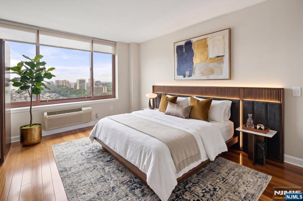 100 palisade Road 3408